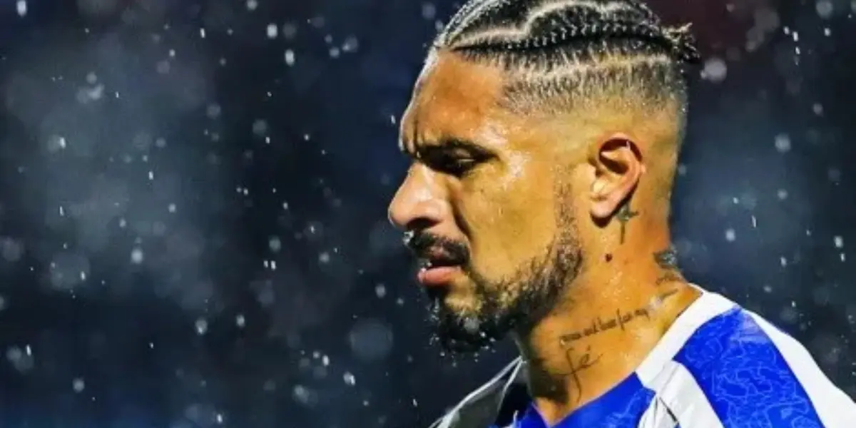 Paolo Guerreo no cumple las expectativas de la hinchada de Avai