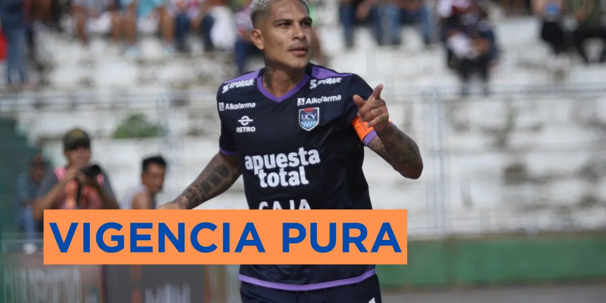Paolo Guerrero celebrando gol con la César Vallejo
