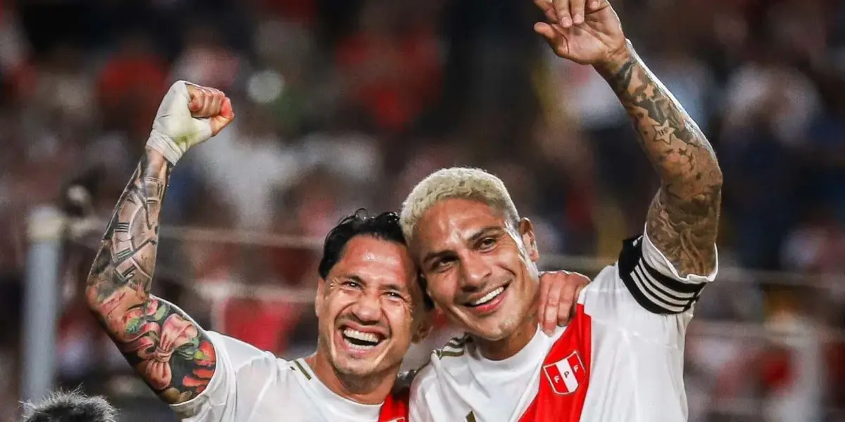 Paolo Guerrero celebró su gol con Gianluca Lapadula