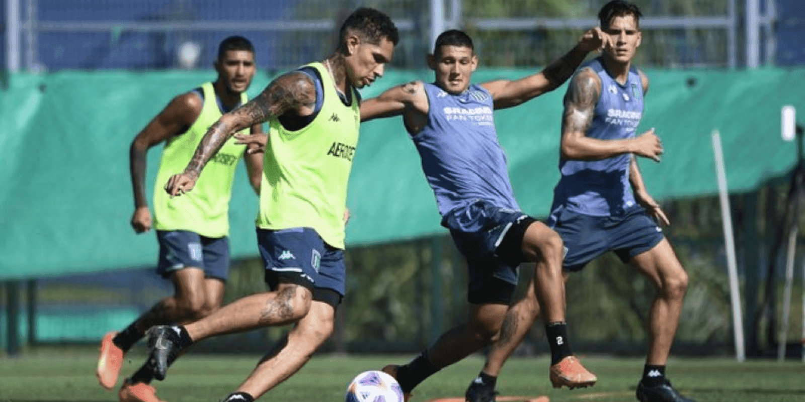 Paolo Guerrero está muy ansioso por lograr debutar con Racing Club