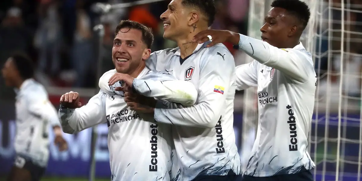 Paolo Guerrero fue calificado de “carro viejo” por periodista argentino que defendió a su ex entrenador Fernando Gago.