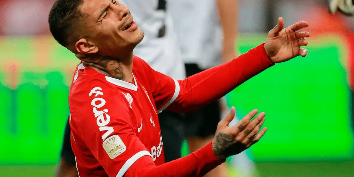 Paolo Guerrero ya no está en su mejor momento y nadie lo quiere contratar en Brasil