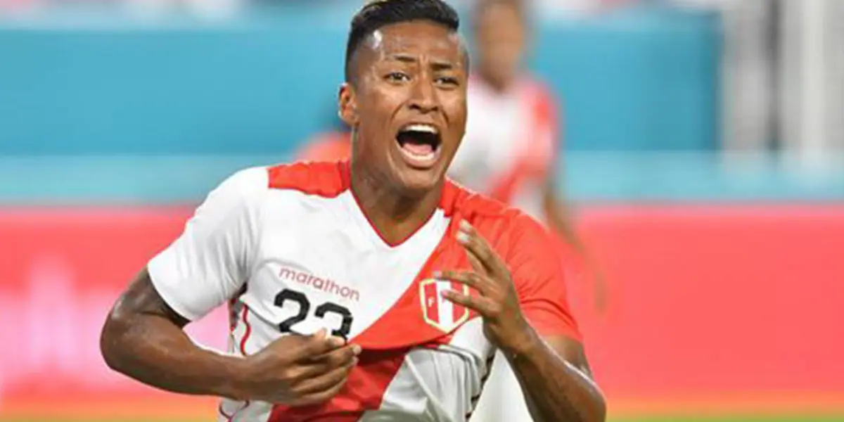 Pedro Aquino con la camiseta de la Selección de Perú. (Foto: Infobae)