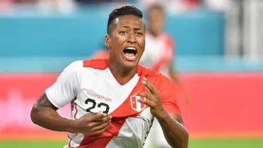 Pedro Aquino con la camiseta de la Selección de Perú. (Foto: Infobae)