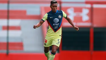 Pedro Aquino jugando con la camiseta del Club América de México. (Foto: TUDN)