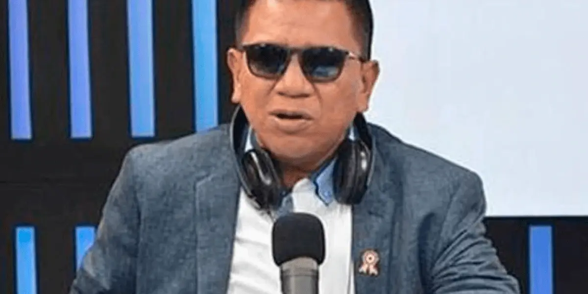 Periodista no dudó un solo momento en criticar a Juan Carlos Oblitas por volver a la FPF