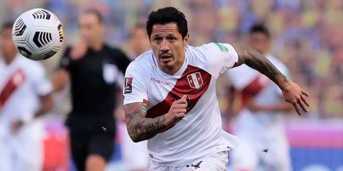 Perú derrotó a Ecuador en su visita a Quito donde la gran figura del encuentro fue Gianluca Lapadula