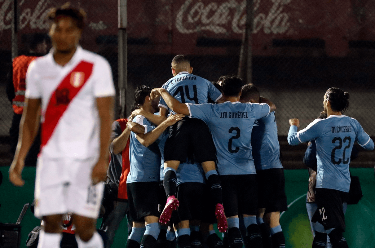Perú enfrentará a Uruguay en el primer partido de la última fecha doble en Montevideo