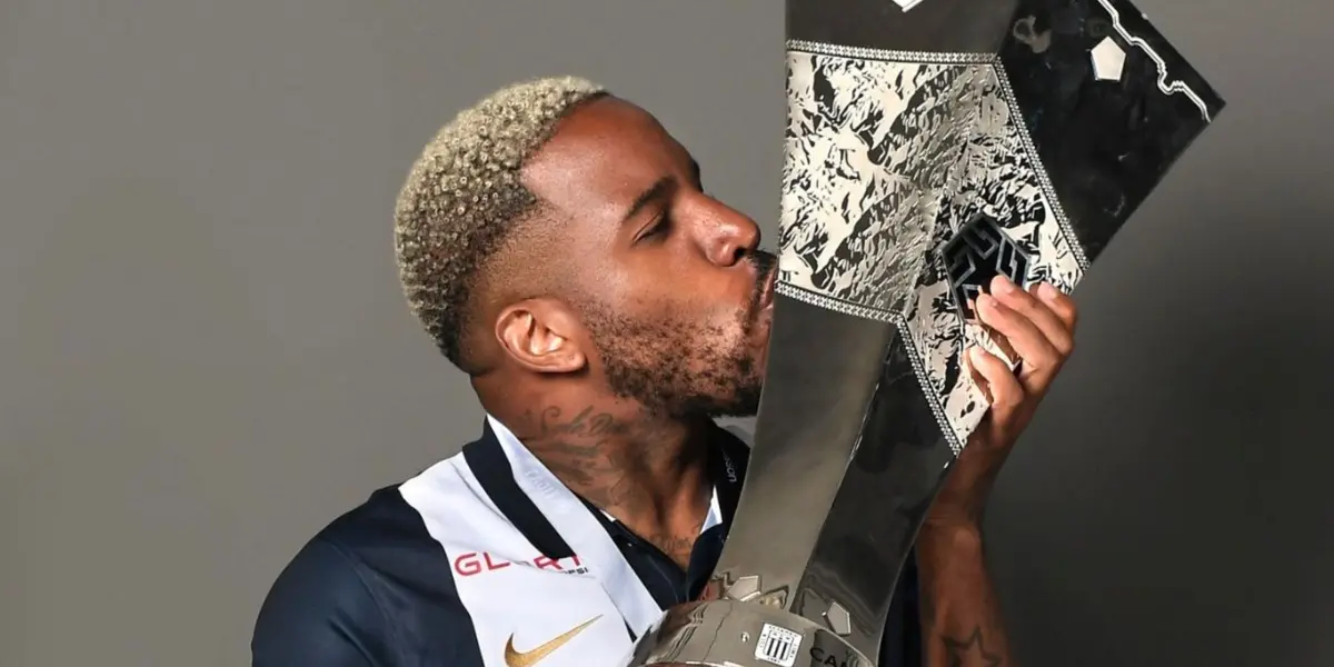 Pese a su retiro, la ‘Foquita’ seguiría ligado al fútbol y a la pelota