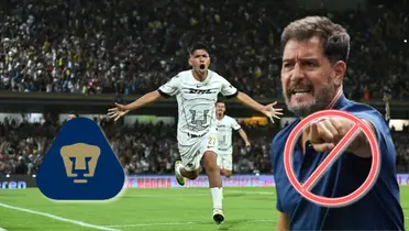 Piero Quispe celebrando su primer gol con los Pumas y el DT del equipo