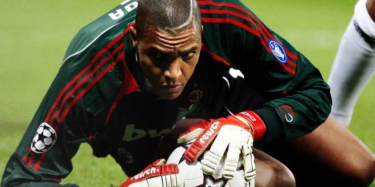 Pizarro no fue el único peruano en humillar a figuras del fútbol mundial.