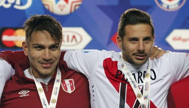 Pizarro supera a Guerrero como el mejor peruano en la historia