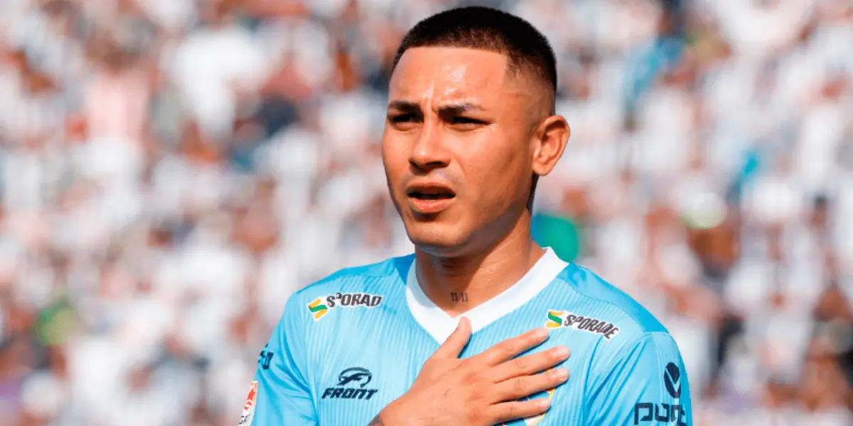 Por pensar más en las fiestas que en el fútbol, Jean Deza la pasa muy mal