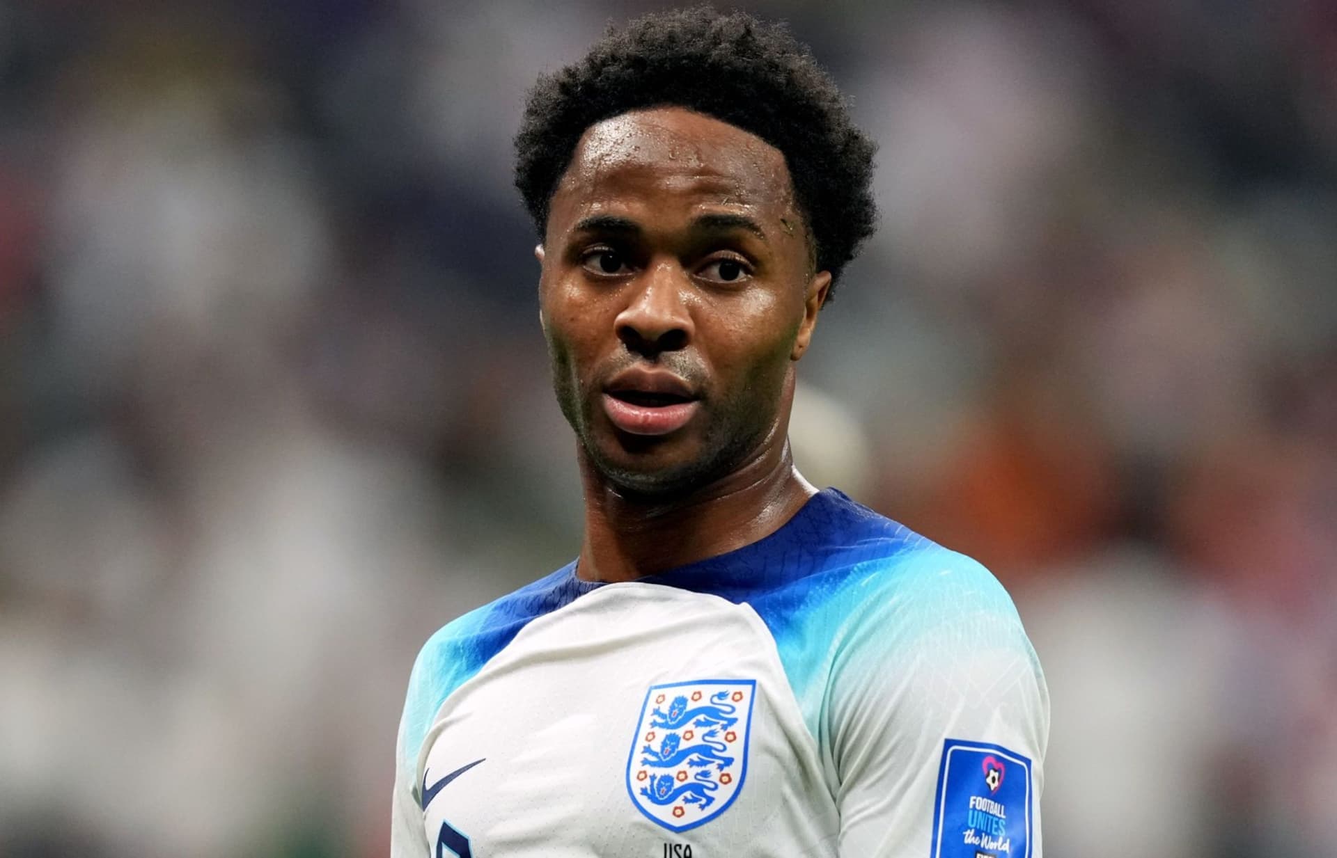 Raheem Sterling tuvo que volver a su país por emergencia, por lo que su regreso al equipo es una interrogante