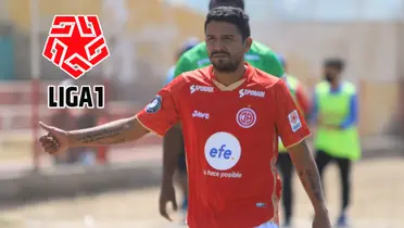 Reimond Manco dando el visto de aprobación en Juan Aurich