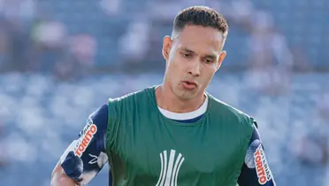 Renzo Garcés calentando (Foto: Alianza Lima).