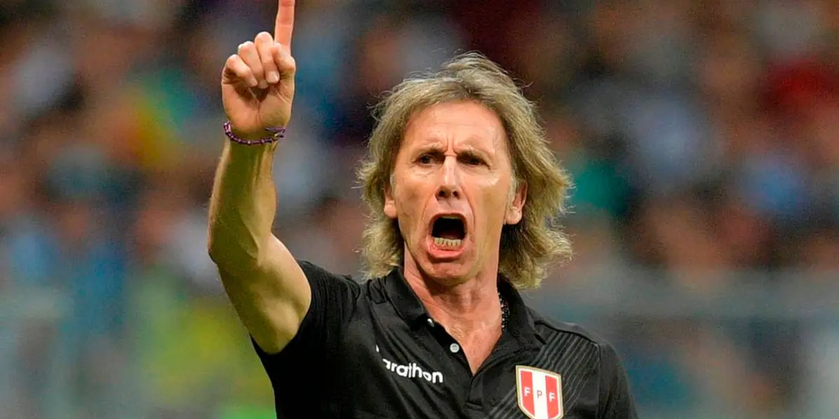 Ricardo Gareca dirigiendo a la Selección de Perú. FOTO: El Universo.