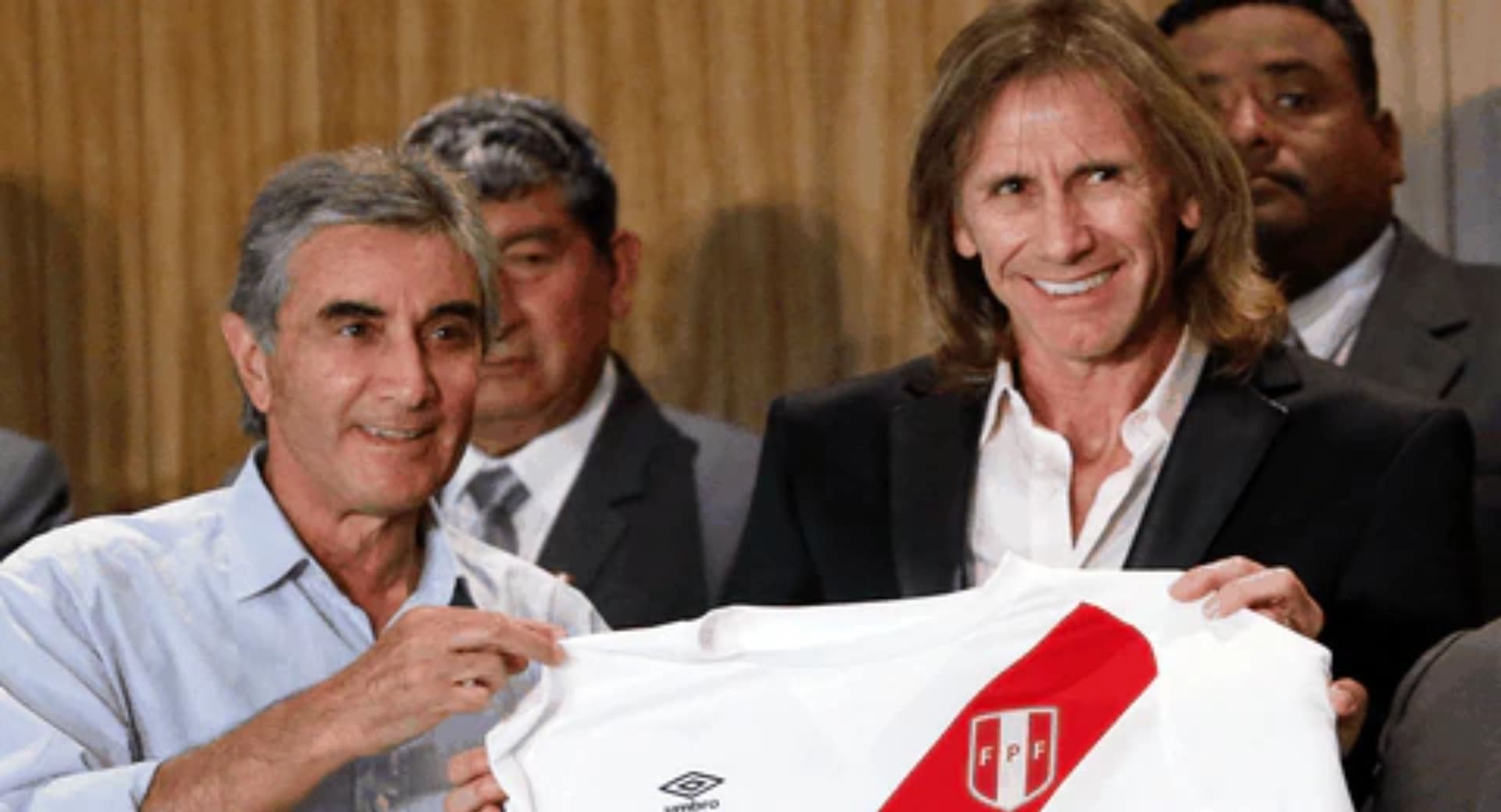 Ricardo Gareca estaría pensando la decisión ante la propuesta de renovación