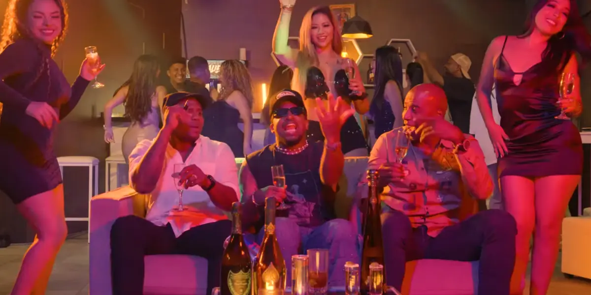 Roberto Guizasola, Jefferson Farfán y Luis Guadalupe (Foto: Captura Youtube).