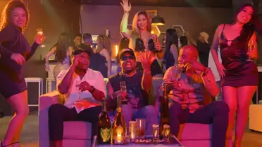 Roberto Guizasola, Jefferson Farfán y Luis Guadalupe (Foto: Captura Youtube).