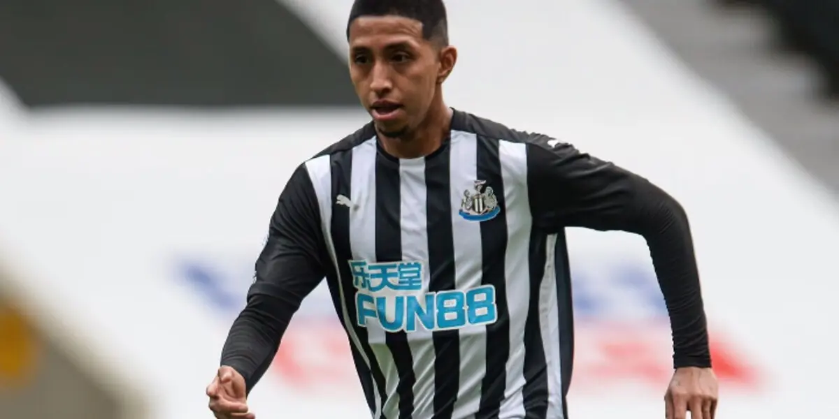 Rodrigo Vilca no entraría en los planes del Newcastle United en esta temporada.