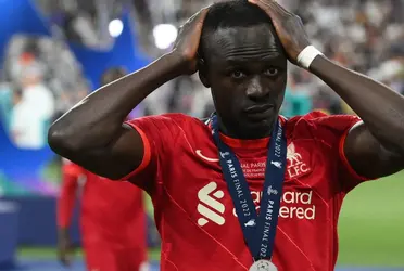 Sadio Mané no pudo levantar su segunda orejona