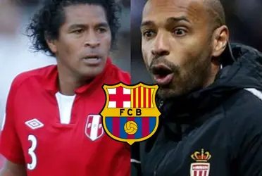 Santiago Acasiete en su paso por el Almería de España jugó varios partidos frente al Barcelona de España, donde gracias a su nivel fue considerado como las figuras del compromiso.