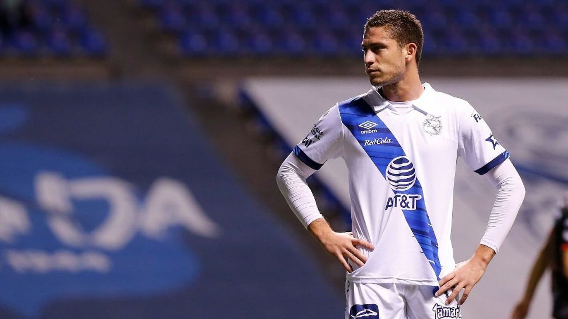 Santiago sería parte de un intercambio entre el León y el Pachuca para sumar más minutos, pero esta decisión supondría un error para 'Santi'.