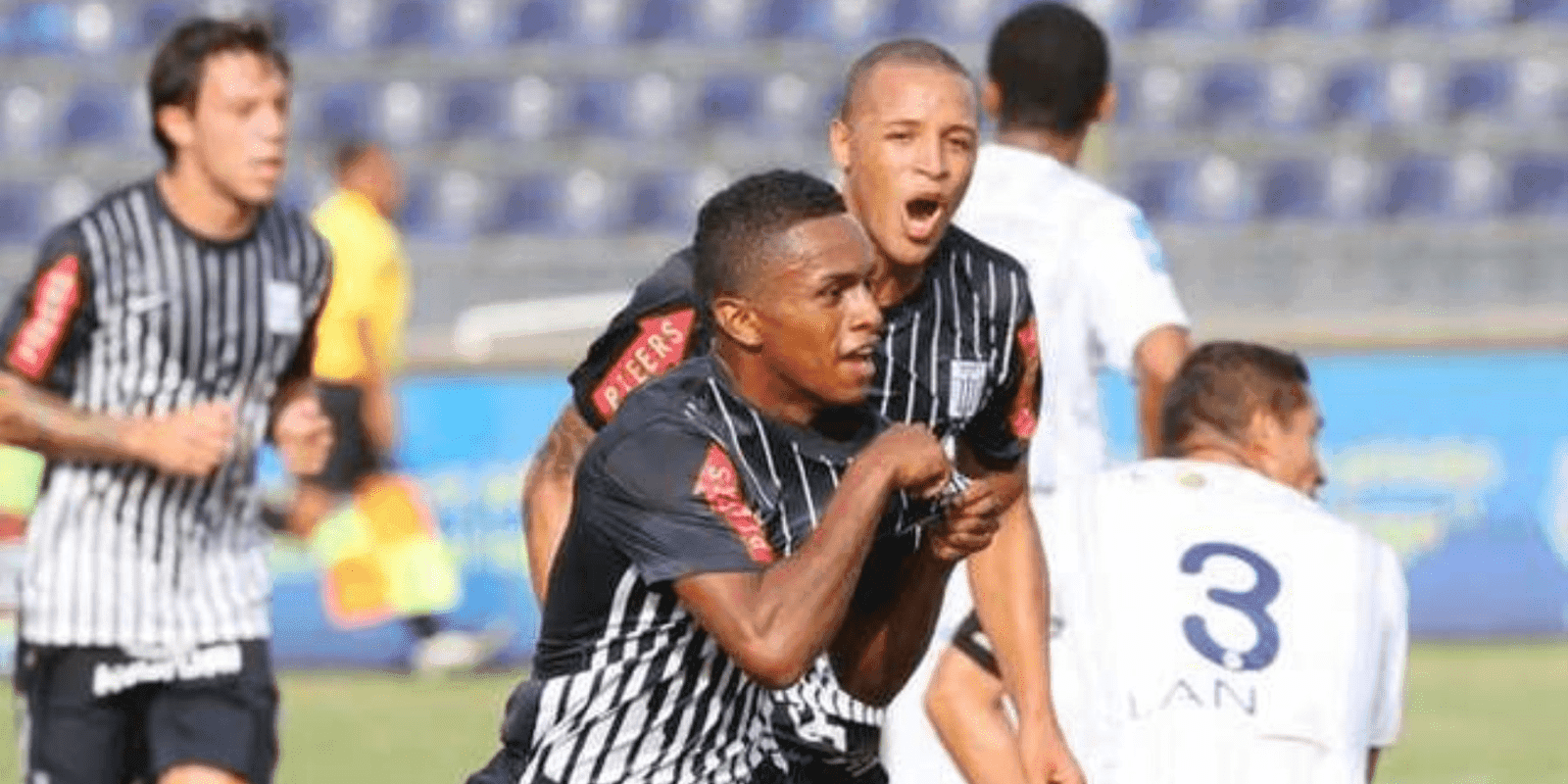 Se lesionó y Yordy Reyna podría reemplazarlo