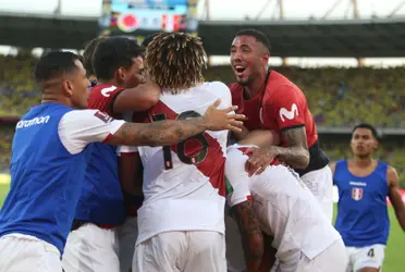 Se trata de James Rodríguez, que fue captado por las cámaras enfrentándose a los hinchas colombianos.