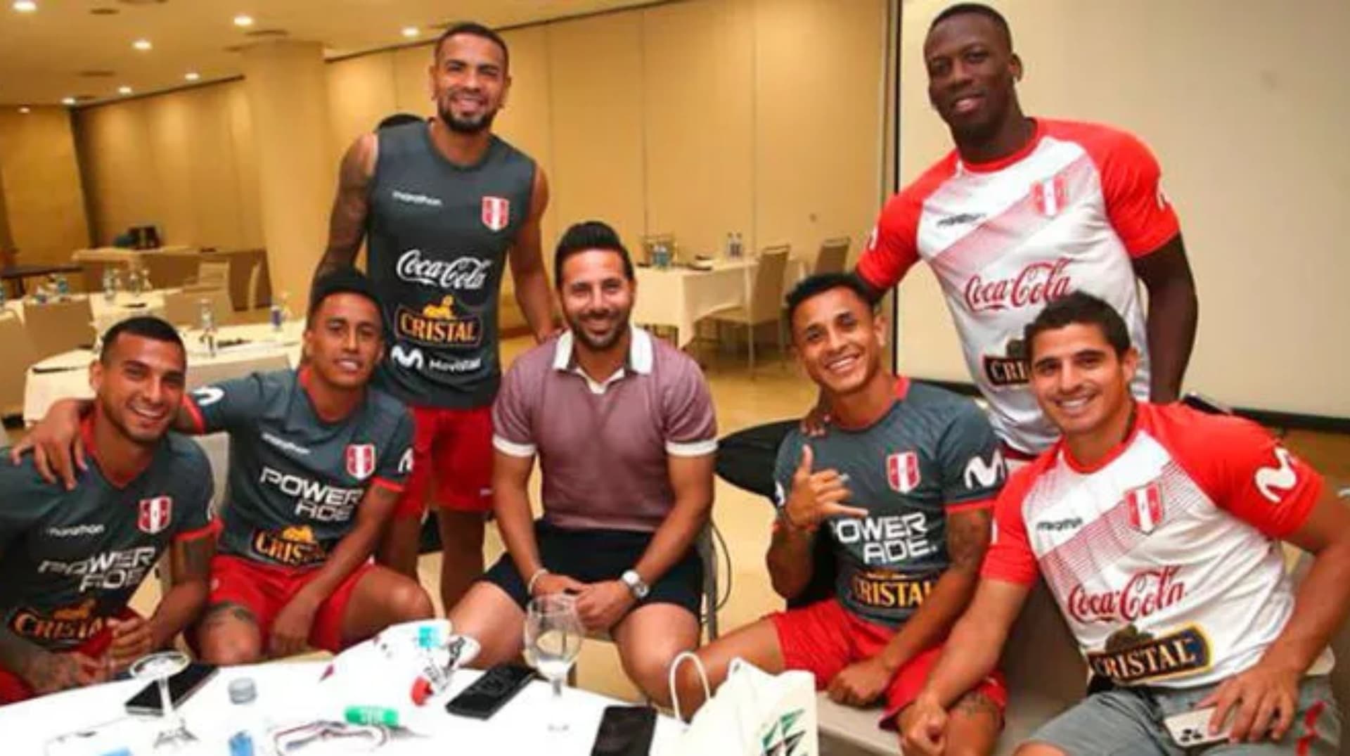 Seleccionado considera al ‘Bombardero’ como una opción a ser DT de la bicolor