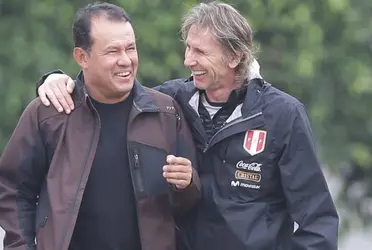 Si la Selección Peruana de Fútbol no mejora su fútbol y Gareca continúa perdiendo partidos, el indicado para reemplazarlo sería Juan Reynoso, mejor entrenador del la Liga MX
