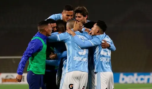 Sporting Cristal hizo oficial la indumentaria para la temporada 2021.