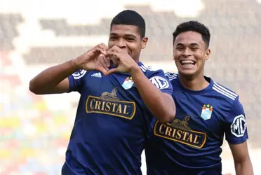 Sporting Cristal le presentó un nuevo contrato a Percy Liza