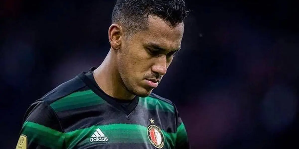 Renato Tapia la pasó muy mal en su último partido con el Feyenoord