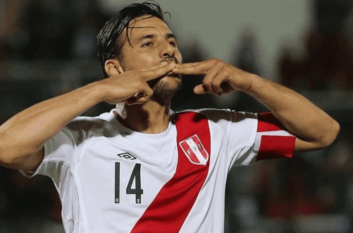 Todo el mundo ya ve al nuevo Claudio Pizarro jugando en el exterior