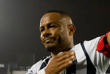 Todos pensaron que no volvería a jugar con la camiseta de Alianza Lima nunca más