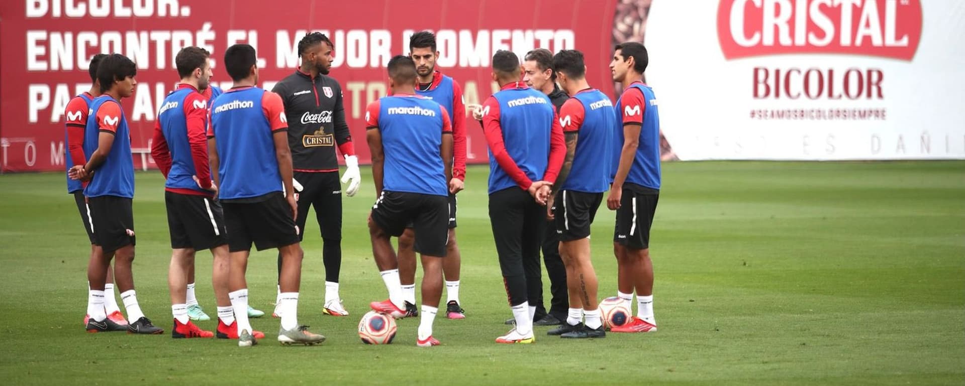 Tras la derrota ante Bolivia y el mal rendimiento de algunos jugadores contra Argentina, Ricardo Gareca empezó a analizar la lista de sus jugadores.
