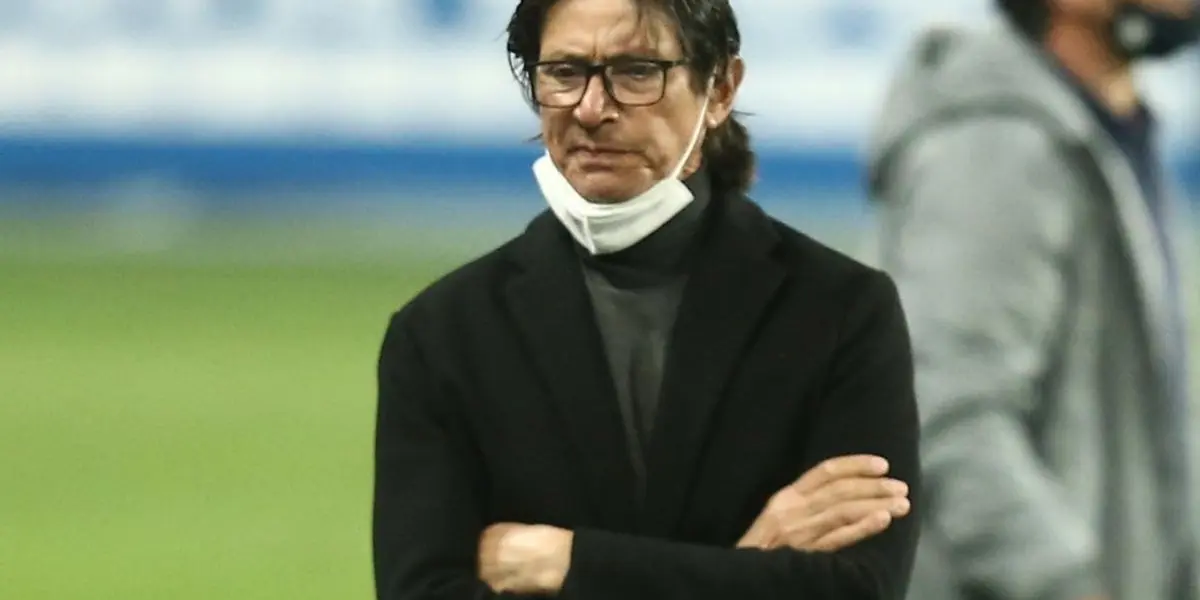 Tras una temporada irregular Ángel Comizzo renunció al cargo de DT de Universitario de Deportes