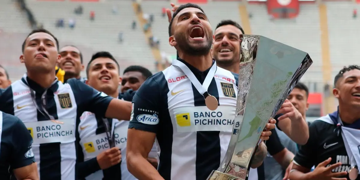 Tuvo la suerte de jugar para los ‘blanquiazules’, no obstante, ahora jugará en la liga distrital