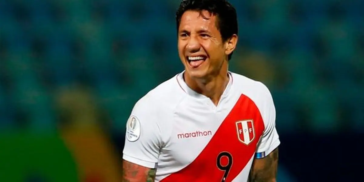 Un club en el Brasileirao está buscando con urgencia un '9' para solucionar sus problemas ofensivos y habrían pensado en Lapadula