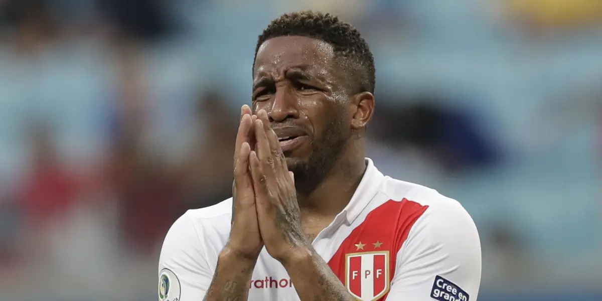 Un histórico de Alianza y dos veces mundialista José 'Patrón' Velásquez indicó que Farfán ya debe retirarse porque no puede jugar 90 minutos.