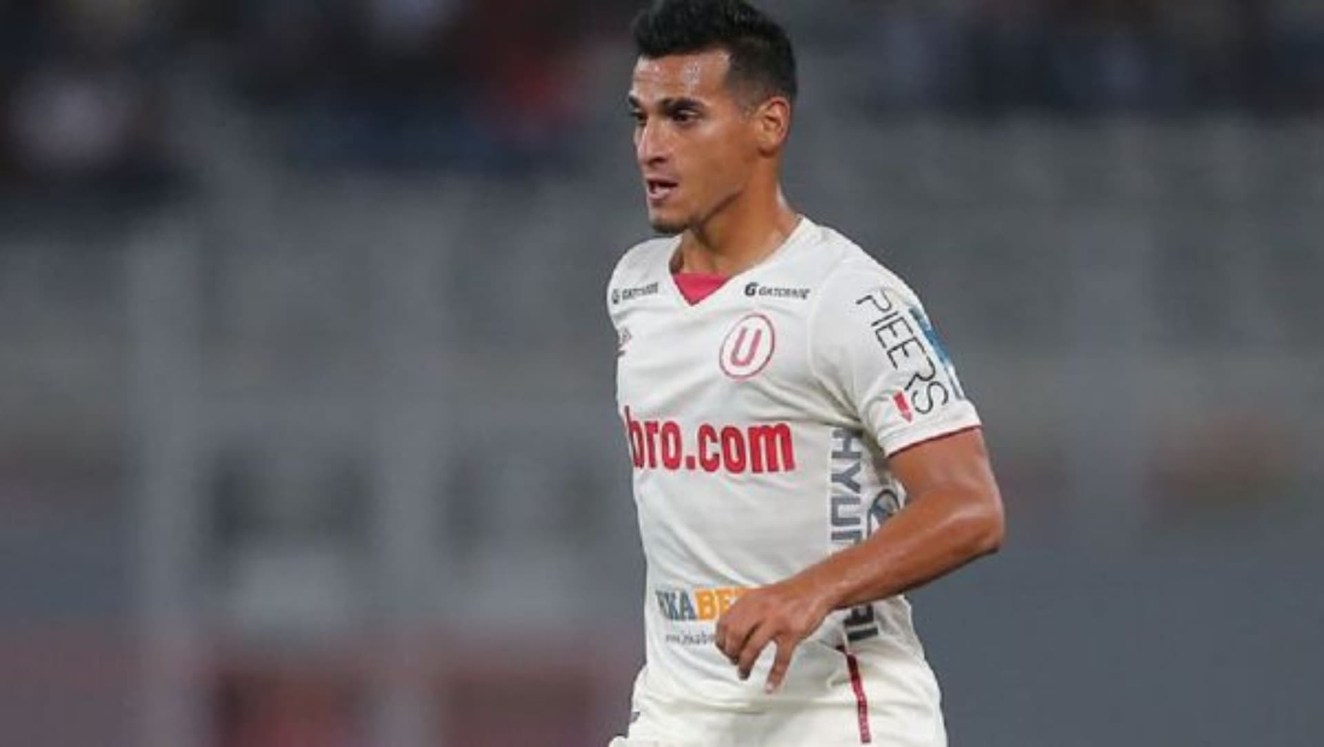 Universitario intentó darle oportunidades al peruano