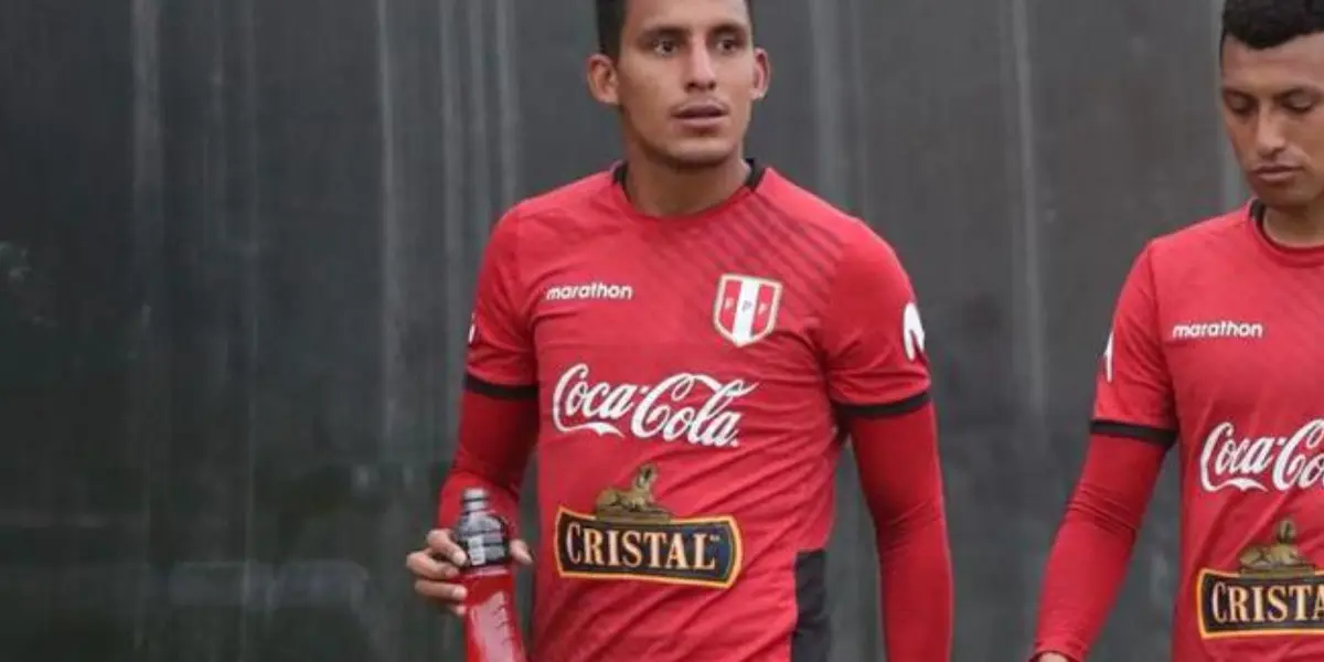 Valera es titular en la Blanquirroja, mientras que Succar anota en el partido de práctica de la U