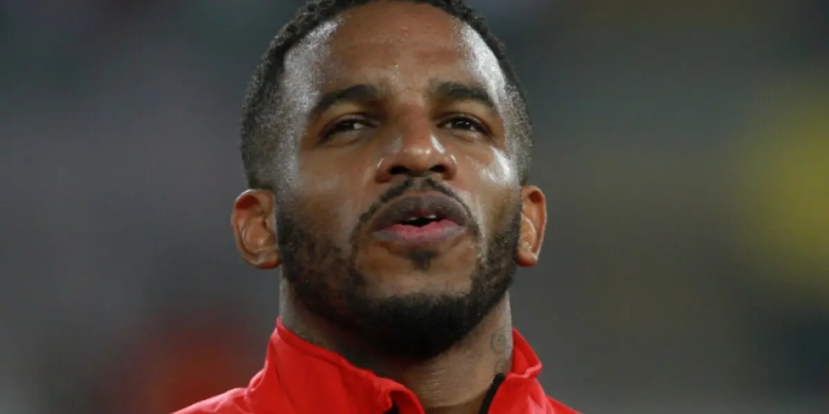 Varios aficionados en Chile piden a Jefferson Farfán como su nuevo refuerzo de lujo para el 2021.