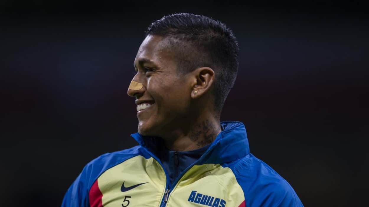 Volante podría salir del América de México