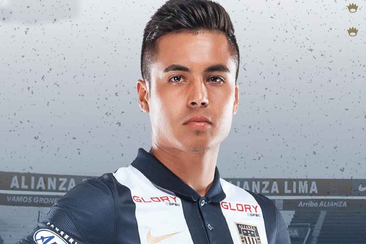 Vuelve 'Richi' Lagos luego de recuperarse y la joya del club deberá seguir esperando su turno.