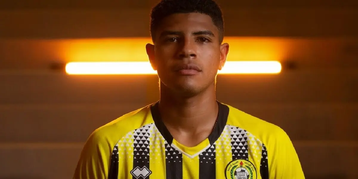 Wilder Cartagena debutó en el Al Ittihad Kalba de Emiratos Árabes y tras ello el director técnico del club mencionó que lo dejó muy conforme con su rendimiento.