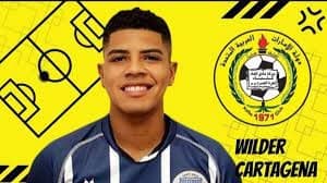 Wilder Cartagena dejó con la boca abierta a su nuevo DT en Emiratos Árabes