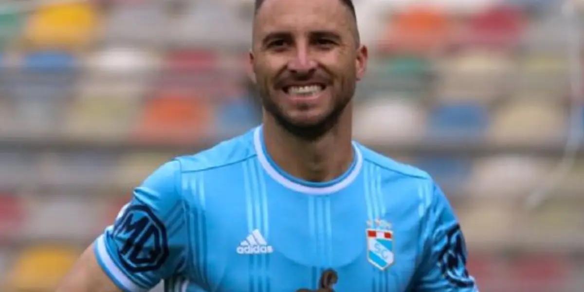 El duro golpe que le dio Emanuel Herrera a Sporting Cristal